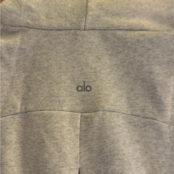 ALO MocNeck Pullover. Size KARGE. Gray. - Picture 3 of 4